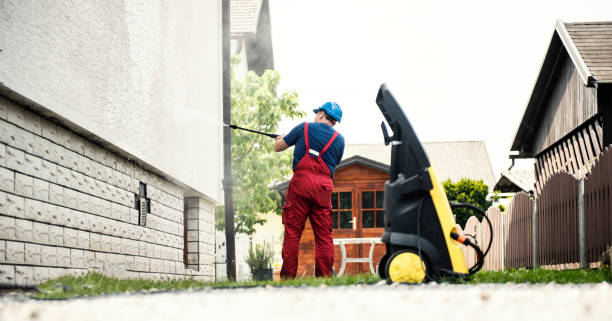Animal Enclosure Cleaning in Fredonia, WI